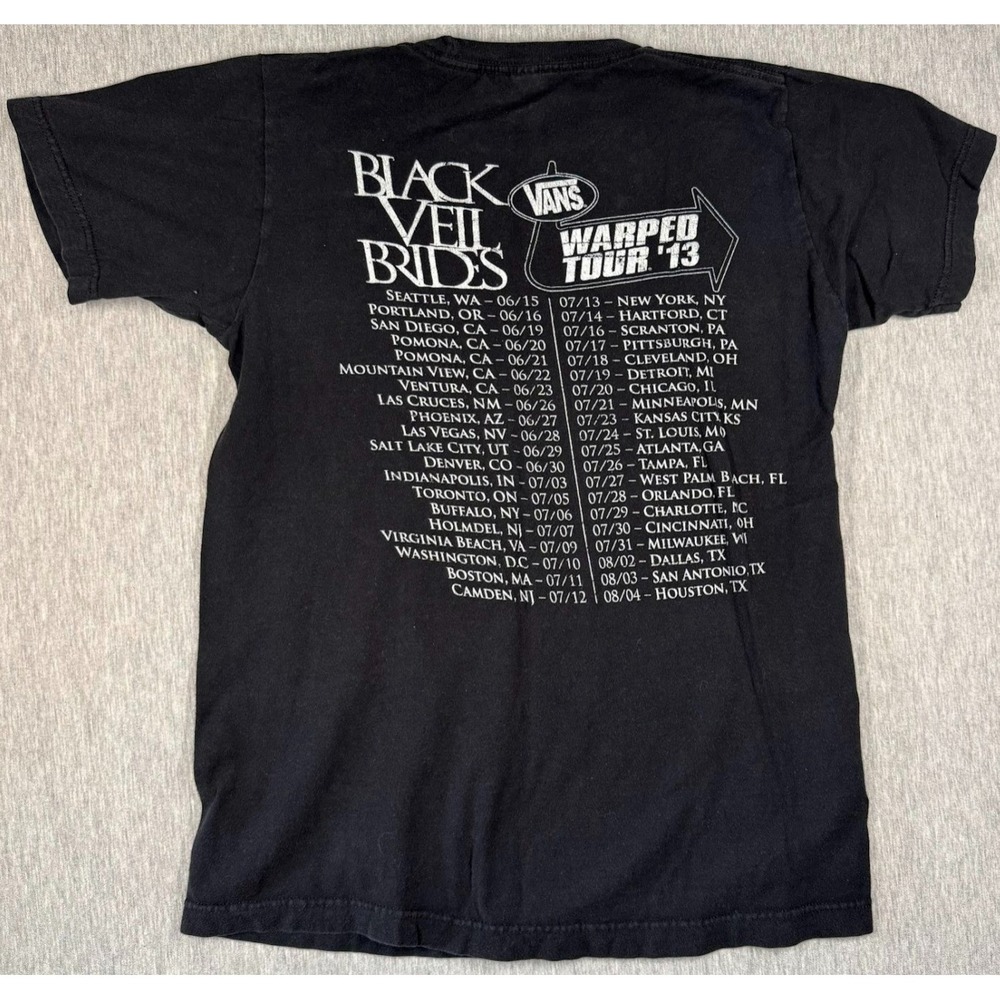 Black Veil Brides Warped Tour 2013 Band Tee Small BVB Concert Emo Rock Graphic - Picture 3 of 7